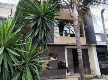 Casa de 2 habitaciones, Guadalupe · Casa en Venta en Corredor Comercial en Pedregal de Linda Vista