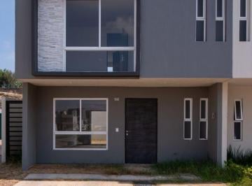 c1df300adc6dc1fe04ef4cd08ef6c07267f894210fc6c12fe513a7d68f037211 · Casa en Venta en Valle Imperial Abie Residencial