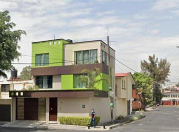 Casa de 4 habitaciones, Venustiano Carranza · Casa en Venta en Venustiano Carranza