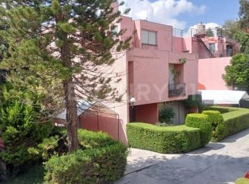 Foto 1 · Casa en Condominio de 3 Niveles, 4 Recamaras, Estudio y 3 Estacionamientos