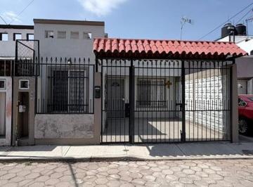Casa · 2 Recámaras · 1 Estacionamiento · Casa en Renta con Dos Habitaciones en La Joya, Tlaxcala