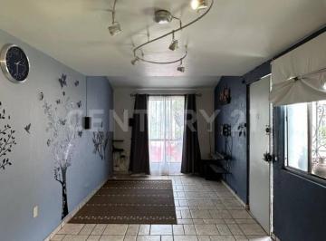 Casa · 40m² · 1 Recámara · 2 Estacionamientos · Casa en Esquina, de 1 Piso, con Jardín y 2 Estacionamientos | Hacienda Costitlán