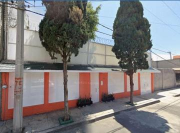 Casa de 3 habitaciones, Iztapalapa · Vendo Casa en Iztapalapa en Valle de San Lorenzo Cerca de Periférico