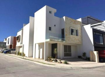Casa en condominio en Renta de 3 habitaciones Lomas de Angelópolis · Renta en Parque Yucatán Lomas de Angelópolis