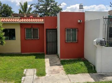 Casa de 3 habitaciones, Tlajomulco de Zúñiga · Venta de Casa de Una Planta Cerca de Plaza Esmeralda
