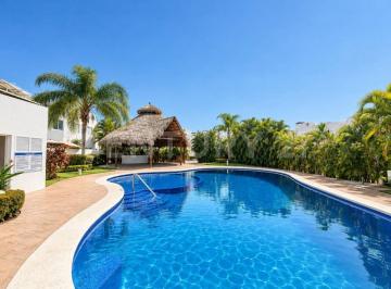 Casa · 102m² · 3 Recámaras · 2 Estacionamientos · Casa Ceiba Mora