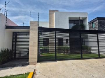 Casa de 3 habitaciones, Naucalpan de Juárez · Casa en Venta en Circuito Heroes Satelite