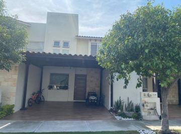 Casa de 3 habitaciones, Celaya · Se Vende Bonita Casa en Senda Real en Celaya