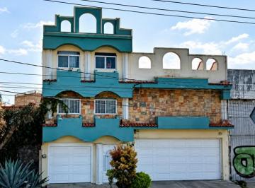 Casa de 4 habitaciones, Celaya · Casa en Venta en Rosa Linda, Celaya, Guanajuato