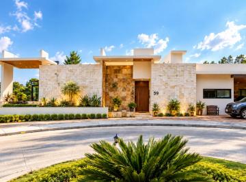Casa de 4 habitaciones, Huixquilucan · Campo Ejecutivo Bosque Real - Casa con Jardín y Vista Al Golf - 807 m² de Terreno