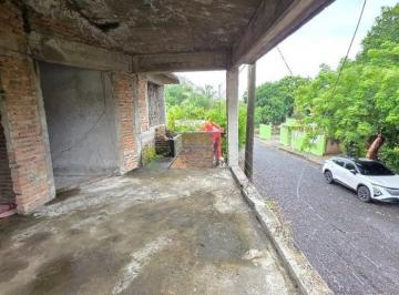 Casa · 230m² · 4 Recámaras · 2 Estacionamientos · Casa en El Coyol
