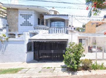 Casa en Venta de 3 habitaciones Loma Dorada Delegación a · Casa en Venta en Loma Dorada Delegacion a Tonala Jalisco