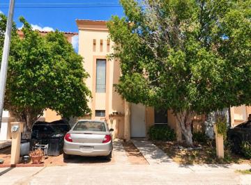 Casa de 2 habitaciones, Hermosillo · Gran Oportunidad!casa en Remate en Fraccionaciento Privadas del Bosque, hermosillo Sonora! Mvhh