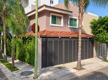Casa de 3 habitaciones, Zapopan · Venta de Casa en Zapopan Jalisco de La Colonia Real de Valdepeñas