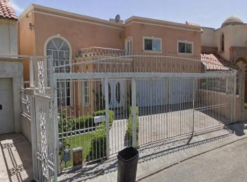 Casa de 4 habitaciones, Juárez · Casa de 532 m² con 4 Recámaras en Venta en Paseo de Los Virreyes