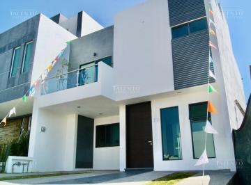 Casa de 3 habitaciones, Zapopan · Casa en Venta en Valle Imperial Zapopan Jalisco