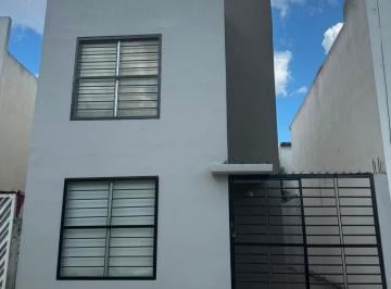 Casa de 2 habitaciones, Juárez · Excelente Casa Excelente Ubicacion!