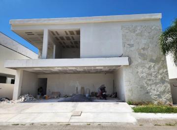 Casa · 315m² · 4 Recámaras · Río del Dorado, Casa en Venta de 4 Recámaras y Alberca