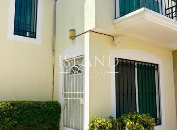 Casa · 89m² · 2 Recámaras · 2 Estacionamientos · Casa en Renta en Cancun, Gran Santa Fe