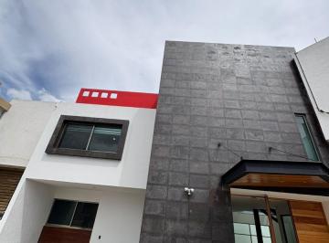 Casa de 5 habitaciones, El Marqués · Casa en Venta Zen House 1, El Marqués, Querétaro | 5 Recámaras | 271 m²