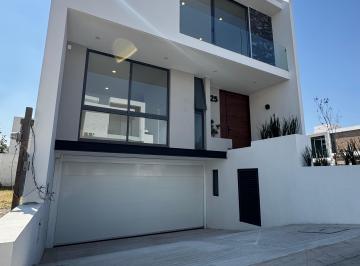 Casa de 4 habitaciones, Tlajomulco de Zúñiga · Casa en Venta en Punto Sur, Justo Al Lado de La Plaza Punto Sur