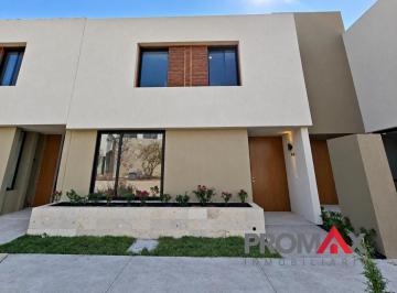 Casa de 3 habitaciones, Querétaro · Casa en Venta en Altos de Juriquilla, Queretaro