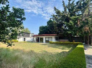 Casa de 2 habitaciones, Xochimilco · Gran Terreno con Casa Lindisima