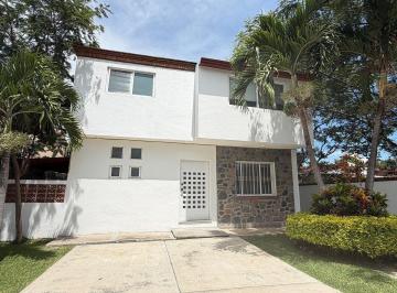 3e0c48e2c90171fdf71e60faa7acc78d4df2e8950c6918f2c068b5a0b7e19e2b · Casa en Venta en Altos de Oaxtepec
