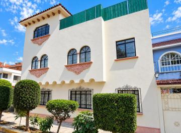 Casa de 4 habitaciones, Benito Juárez · Venta de Casa en La Colonia Iztaccihuatl en Benito Juarez en La Ciudad de Mexico
