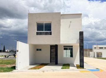 Casa · 170m² · 3 Recámaras · Casa en Venta en Fraccionamiento Privado Real del Trebol Cercana a Hospital del Niño - (4)