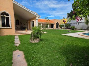 Casa · 635m² · 4 Recámaras · 3 Estacionamientos · Casa en Venta de Una Planta en Montes de Ame, Norte de Merida - (4)