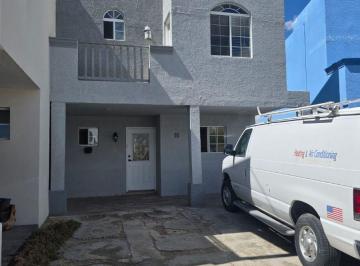 Casa de 3 habitaciones, Juárez · Casa en Renta Paseo de Las Palmas Zona Consulado