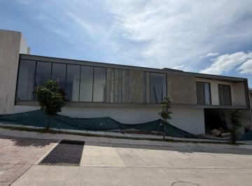 Casa de 3 habitaciones, León · Venta de Casa en Punta Roble, Lomas Punta del Este, León, Gto.