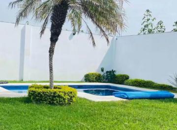 Casa de 4 habitaciones, Jojutla · Bonita Casa en Fraccionamiento con Seguridad en Tequesquitengo