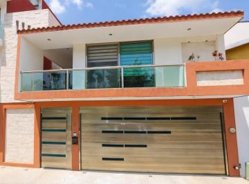 Casa de 4 habitaciones, Xalapa · Casa en Venta en Centro Xalapa Veracruz