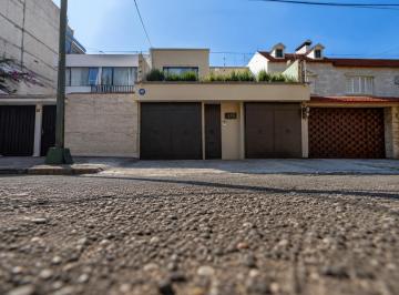 Casa de 4 habitaciones, Coyoacán · Venta de Casa en Coyoaca de La Ciudad de Mexico
