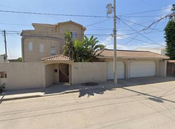 Casa de 4 habitaciones, Playas de Rosarito · Venta de Casa en Playas de Rosarito Baja California