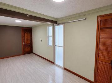 Casa · 170m² · 3 Recámaras · 2 Estacionamientos · Casa en San Lorenzo Tepaltitlán, Toluca