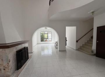 Casa · 250m² · 4 Recámaras · 1 Estacionamiento · Casa en Renta en Colonia Narvarte Poniente