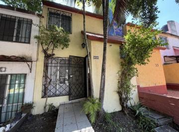 Casa de 2 habitaciones, Xochitepec · Venta de Casa en Villas de Xochitepec Morelos