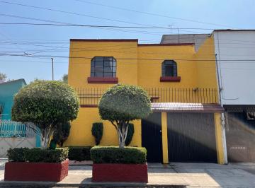 Casa de 4 habitaciones, Azcapotzalco · Hermosa Casa a La Venta!