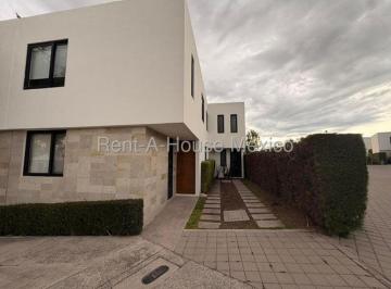 Casa de 4 habitaciones, Querétaro · El Refugio - Casa de 4 Recamaras, un de Ellas Em Planta Baja - Renta