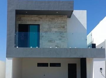 Casa · 232m² · 3 Recámaras · 2 Estacionamientos · Casa en Venta en Fraccionamiento Campoterra Torreon, Coah.