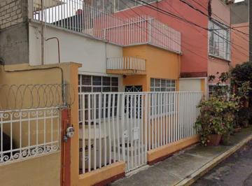 Casa de 2 habitaciones, Venustiano Carranza · Casa en Venta en del Parque