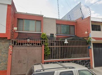 Casa de 4 habitaciones, Azcapotzalco · Casa en Venta en Sindicato Mexicano de Electricistas