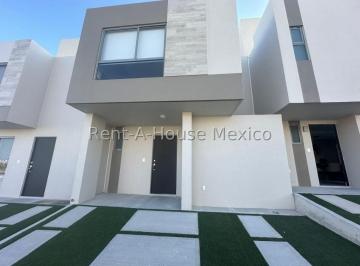 Casa en condominio de 3 habitaciones, El Marqués · Casa en Venta de 3 Recamaras | 3 Baños | 2 Cajones con Excelente Ubicacion