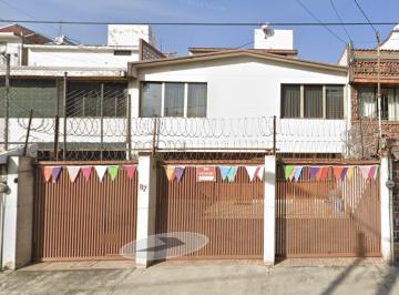 Casa de 3 habitaciones, Coyoacán · Casa en Venta en Coyoacán, Prado Churubusco