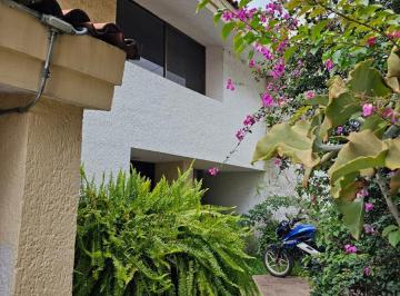 Casa de 3 habitaciones, Zapopan · Casa de 331 m² con 3 Recámaras y Jardín en Renta en Altamira