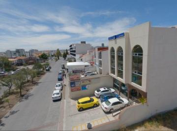 Oficina , Querétaro · Oficina Comercial en Renta en Milenio III Av Principal a Pasos de Walmart y Bancos