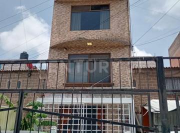 Casa · 203m² · 3 Recámaras · 1 Estacionamiento · Casa en Fraccionamiento El Laurel Coacalco